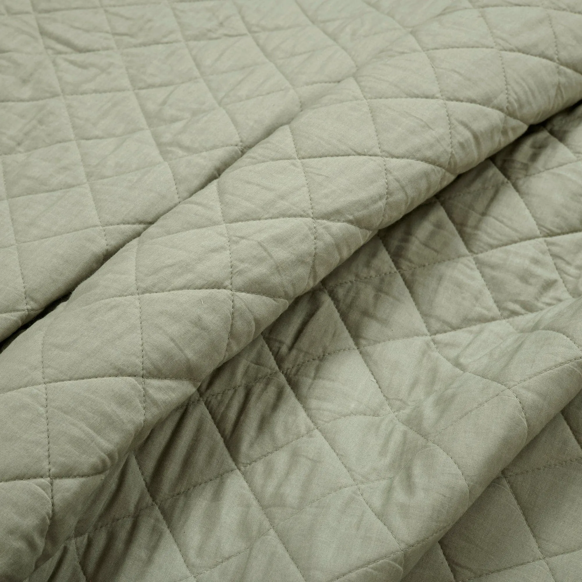 Ava Diamond Oversized Cotton Quilt Set choice of colors