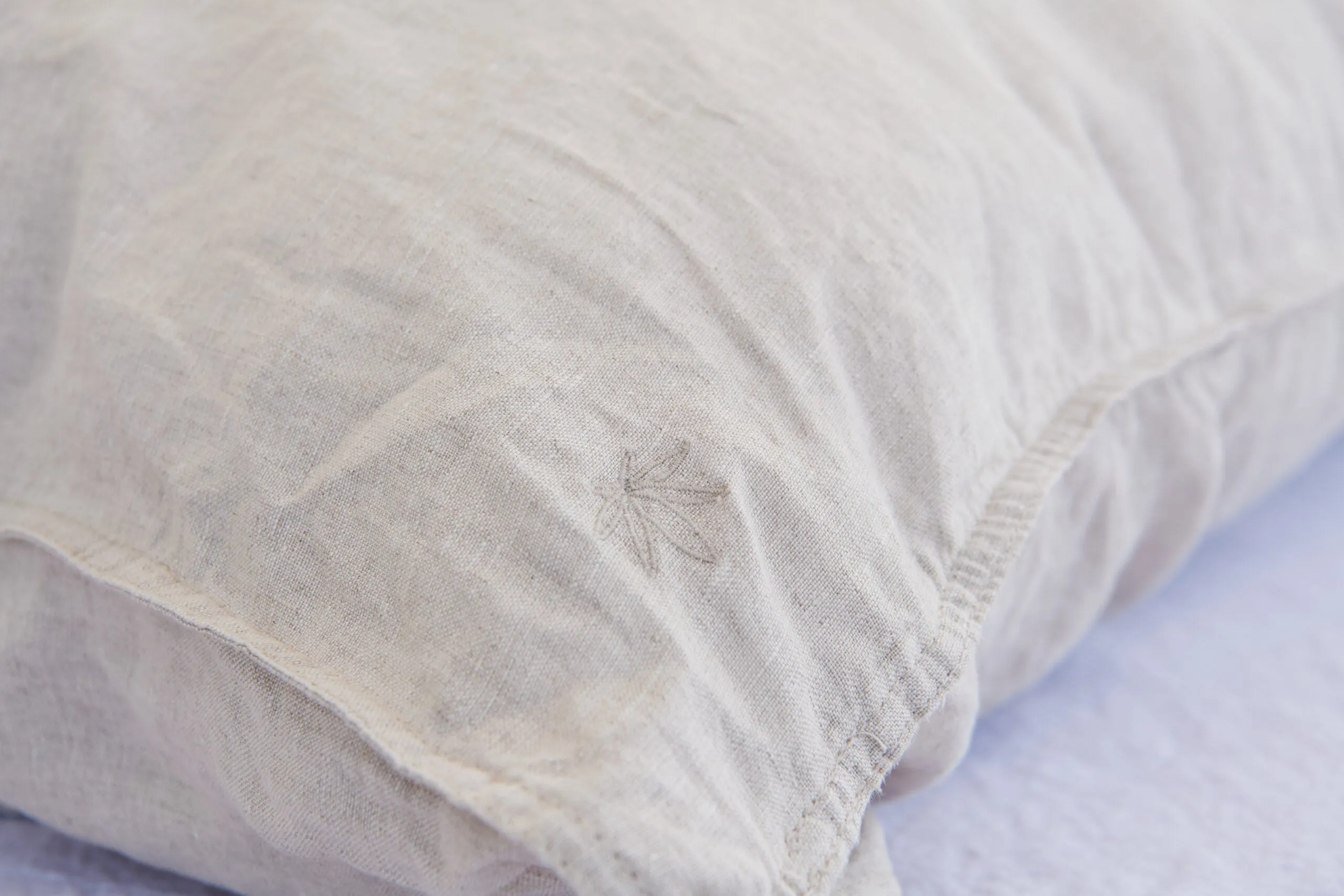 hemp bed sheets - lotta - undyed