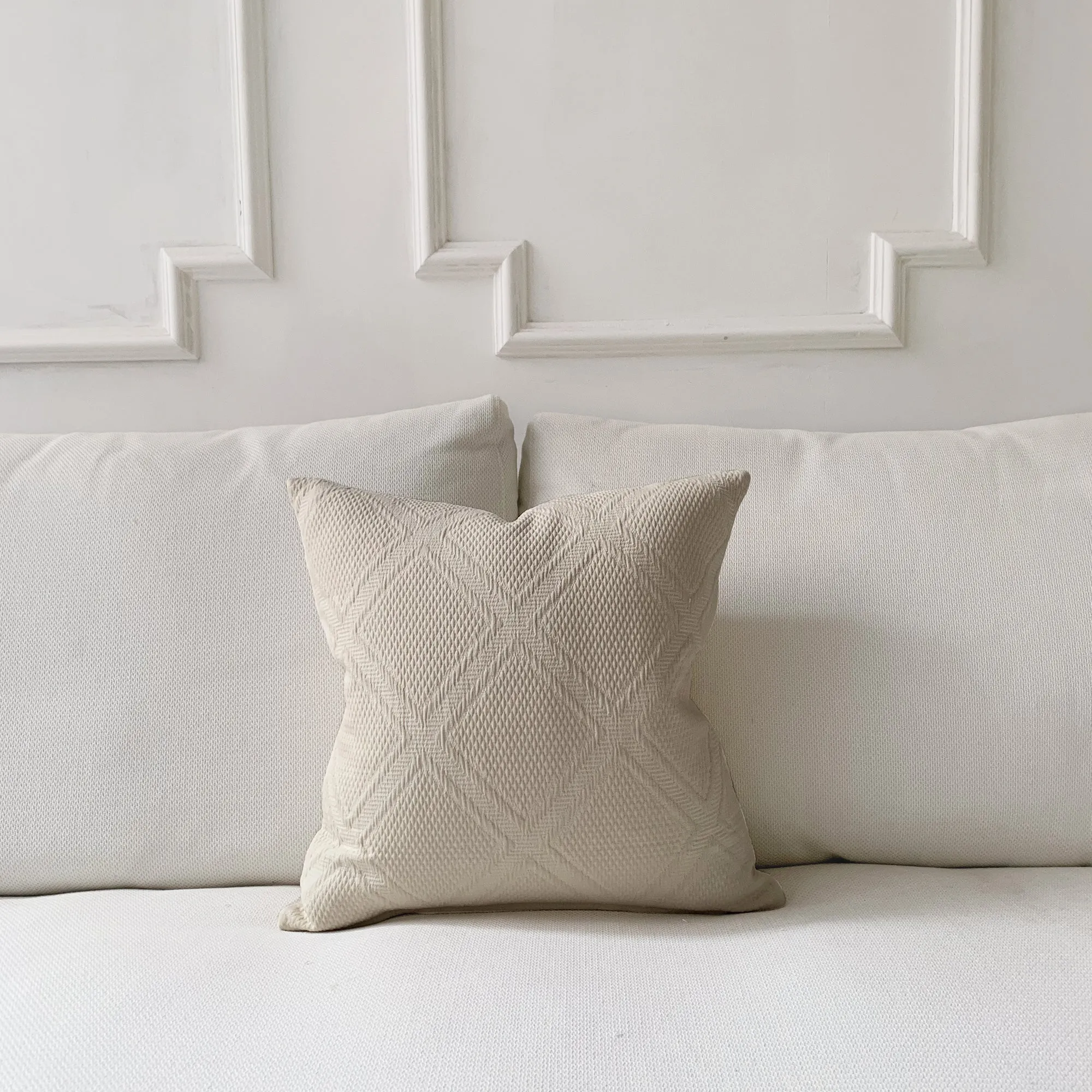 Ivory Diamond Matelassé Throw Pillow Cover 18x18