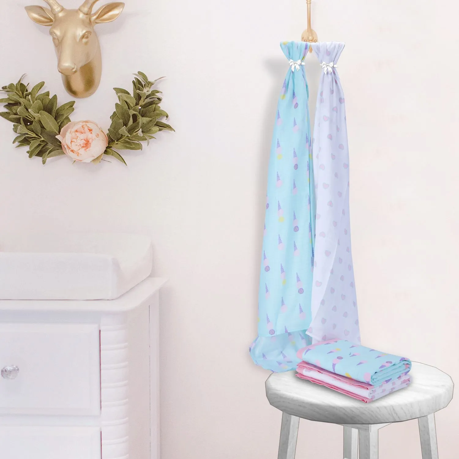 Muslin Blanket - 4 Layered - Heart Print